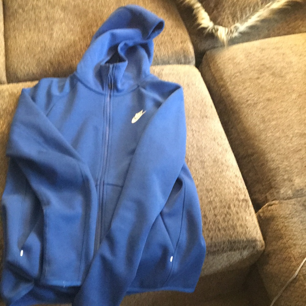Nike tech jacket